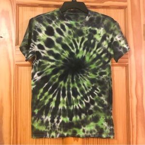 Unisex handmade tie-dye T-shirt!